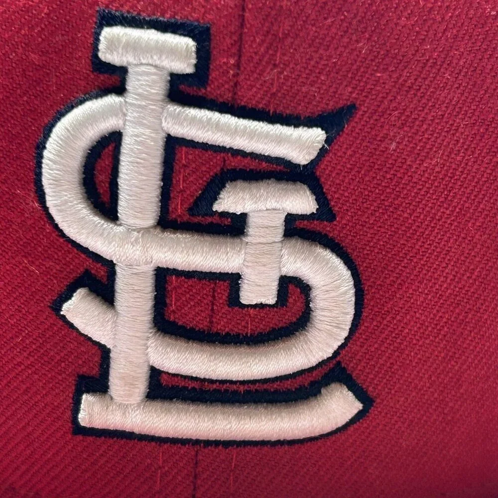 St Louis Cardinals Baseball Cap New Era 7-1/8 Embroidered Logo MLB 59Fifty Hat